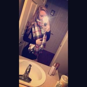 Meet your Posher, Abby